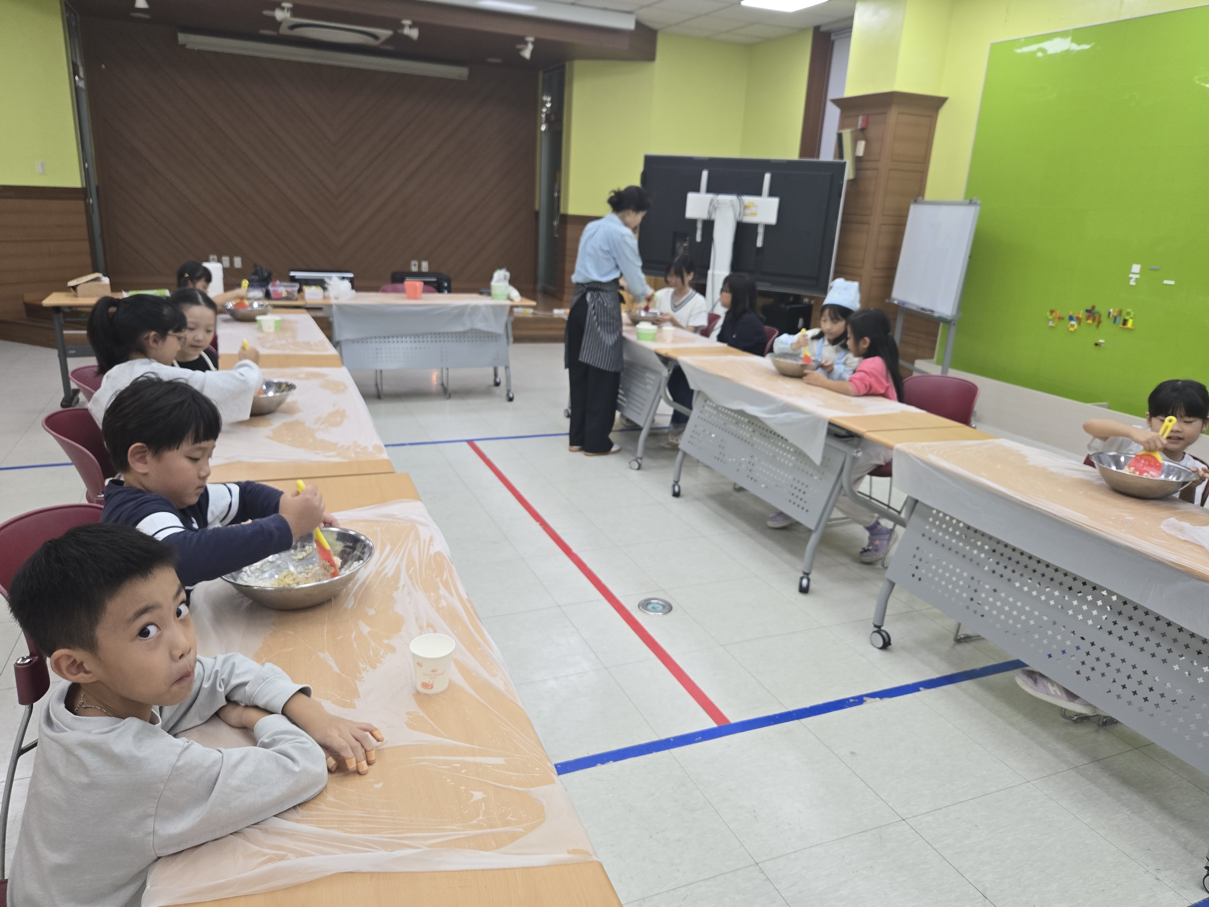 ��������