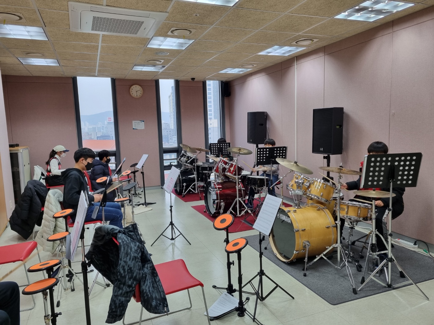 ��������